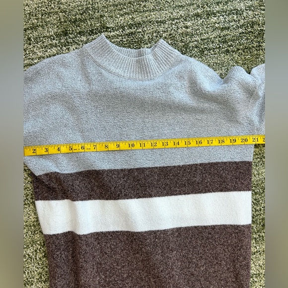 Striped sweater dress - Picture 2 of 6